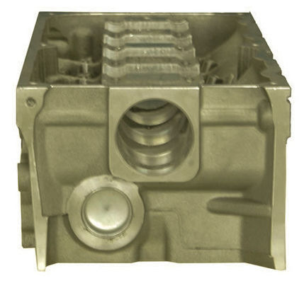 Culata de aluminio de 7 orificios KIA PRIDE B3 KK150-10-100D 1.3L 8V
