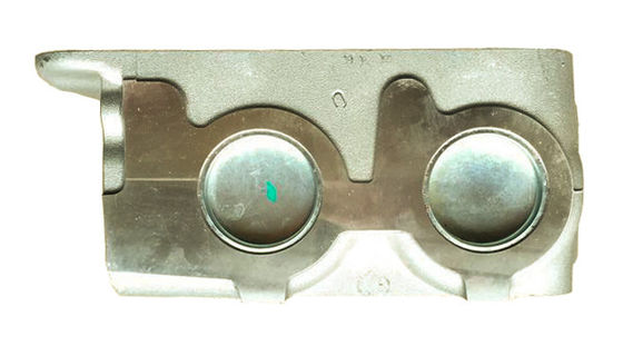 PEUGEOT 504 505 XM7 Cabeza de cilindro de aluminio 02.00.C4 910058 1.8L 8V