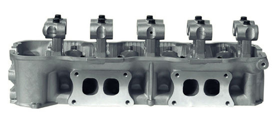 Culata de aluminio NISSAN D21 Z24 GNC 11042-1A001 2.4L 8V
