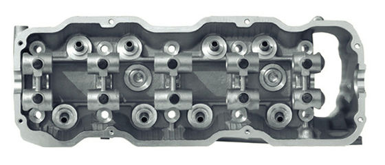 Culata de aluminio NISSAN D21 Z24 GNC 11042-1A001 2.4L 8V