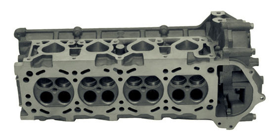 NISSAN Navara D22 KA24DE Cabeza de cilindro de aluminio 11040-VJ260 2.4L 16V