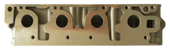Cabeza de cilindro C16NE C16SE para GM CHEROLET Sail Opel Corsa B 1.5L 8V Motor 92089854 93313412 93339388 96351981 90400258