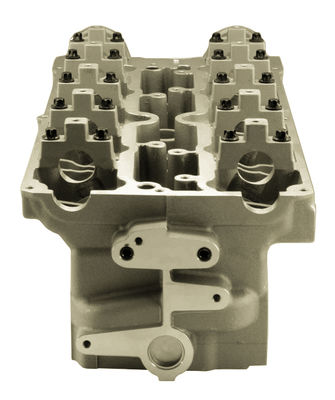 X14XE X16XE X16XEL C16XE Cabeza de cilindro para GM OPEL Zafira Vectra Corsa Combo Tigra 1.6L 16V Motor 90400187 90472726 90543960 90543902 9201764 5607063 609062 607592